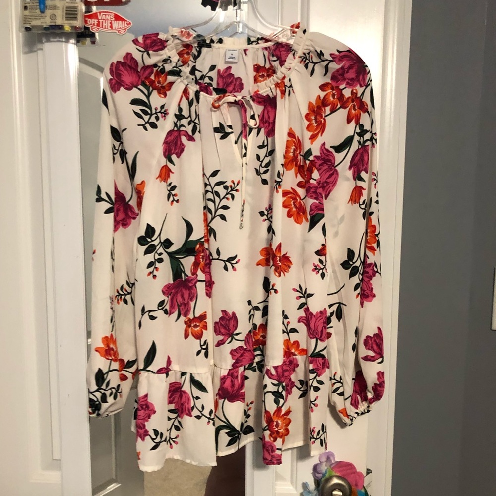 Old navy blouse